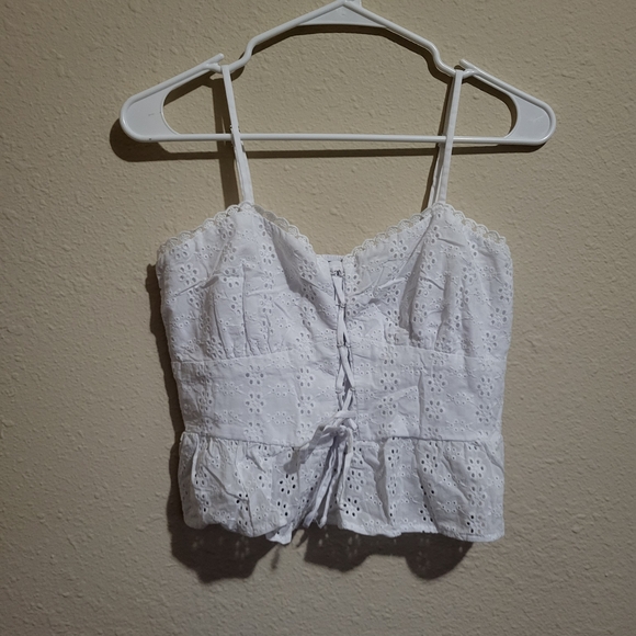 wild fable Tops - Wild Fable White Eyelet Crop Top